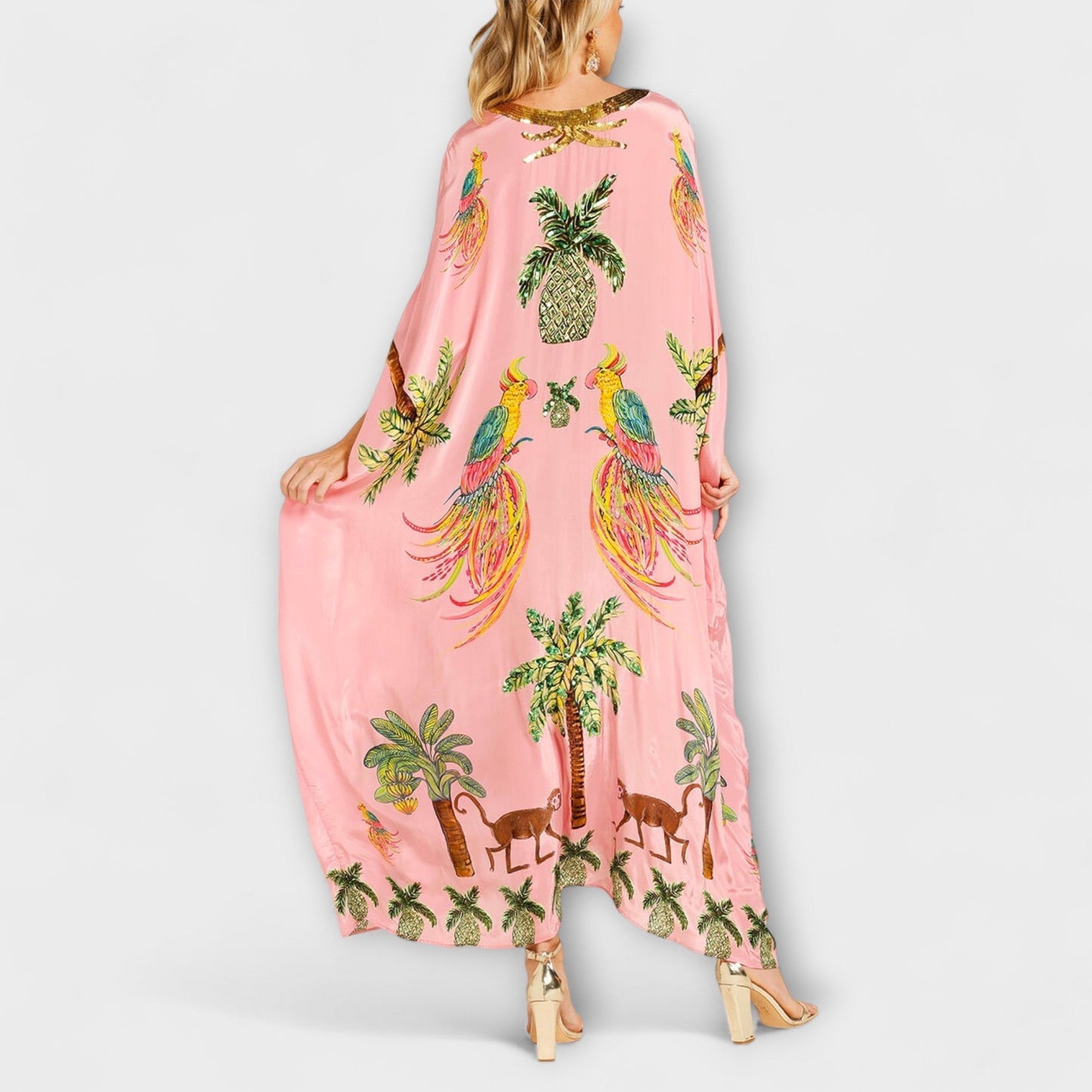 Linda - Eye-catching dress with off-shoulder design and coconut tree print